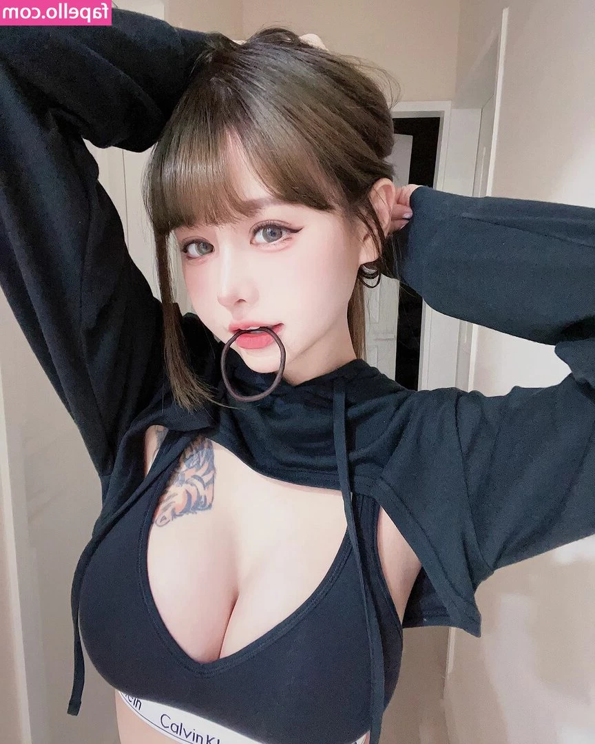 et.1231 [ et-1231 ] - Being naughty at school 😈😉