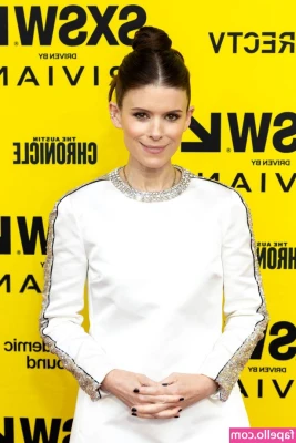 Kate Mara [ kate-mara ] - Smoking 🚬 lighting up 🔥