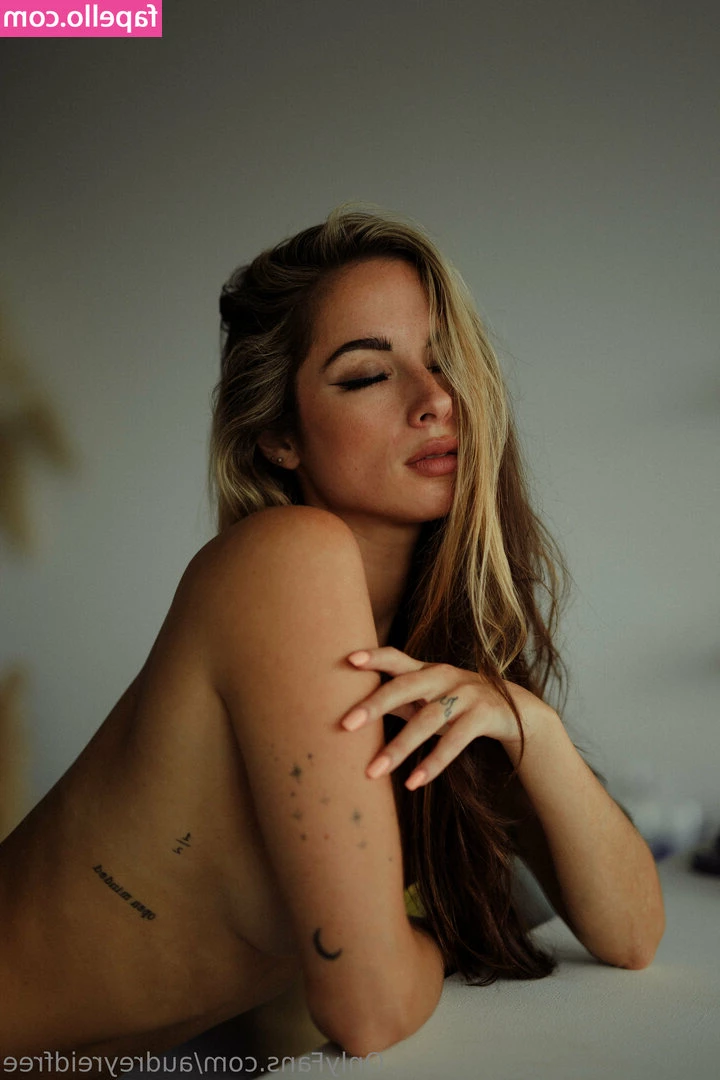 audreyreidfree - Felling cute