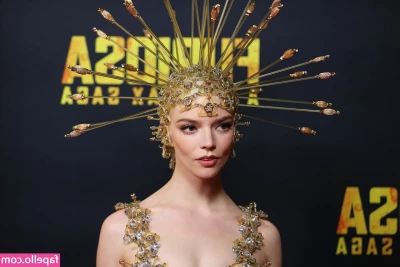 Anya Taylor [ anya-taylor ] - Bend me over the counter daddy