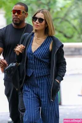 Jessica Biel [ jessica-biel ] - smash or pass?