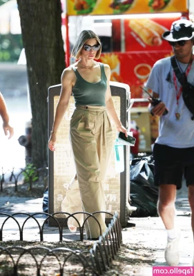 Jessica Biel [ jessica-biel ] - What kind of Halloween costume are you thinking of doing this year?
