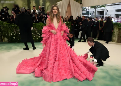 Jessica Biel [ jessica-biel ] - Also If its not too much to ask this one for female.content producer