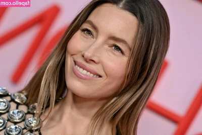 Jessica Biel [ jessica-biel ] - I desperately need warm weather☀️ so that the only thing I care