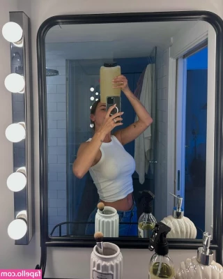 paulagonu - Who wants to chat