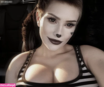 Emilia Zabberoni [ emilia-zabberoni ] - Evening you naughty lot....