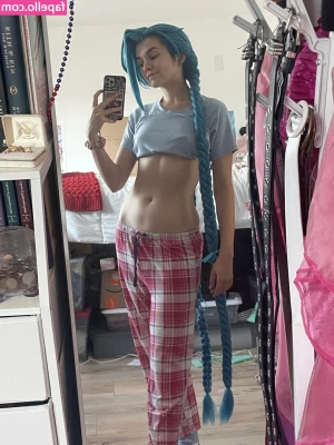 Minakess - Real blowies soon to cum. Stay tuned yall