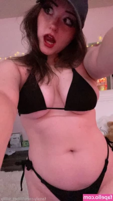 lilibet_silllly [ lilibet-silllly ] - You can have 1 taste 👅 💕