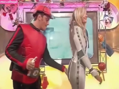 Holly Willoughby [ holly-willoughby ] - 2019 - Before I d taken any Shibari lessons  I d watched a video on