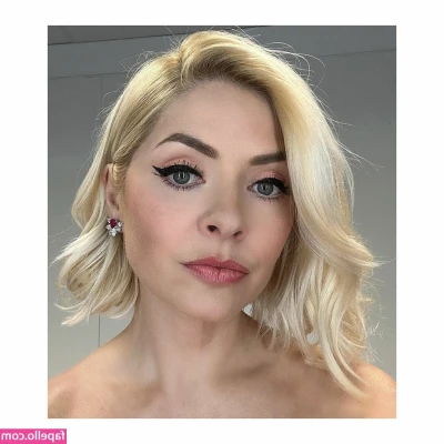 Holly Willoughby [ holly-willoughby ] - My mind keeps cumming back to you.💥✨💦