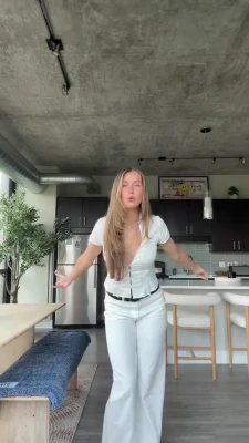Jordyn Huitema [ jordyn-huitema ] - Besides a pretty face, I have so many different thoughts and ideas in