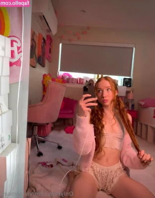 vivianrosex - Fresh out of the shower