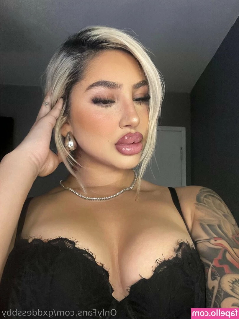 gxddessbby [ gxddessbby-1 ] - Self care at the end of a busy week  Do you want to see