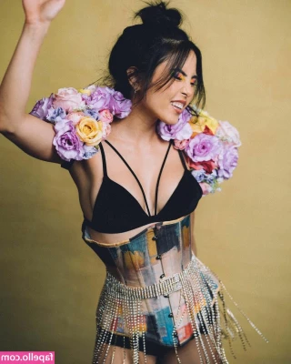 Anna Akana [ anna-akana ] - She Loves That Long Thick Cock 💯🔥🍆