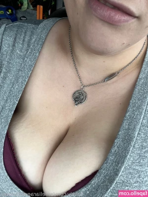 ameliaraewildflower - Why are u subscriber on my paid page