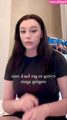 LivBev - Blow job eyes