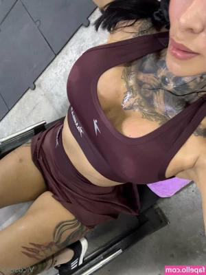 vicosexx - Hello maid fox 😜