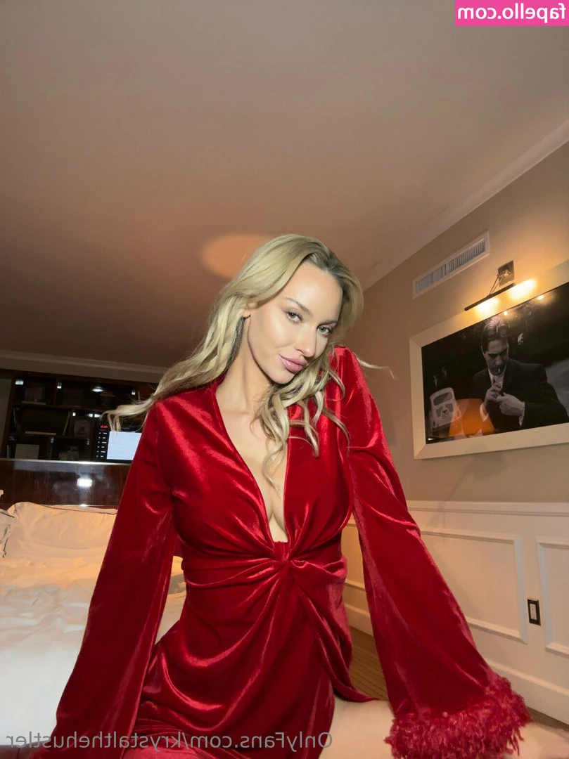 krystalthehustler - Look closer at my feet