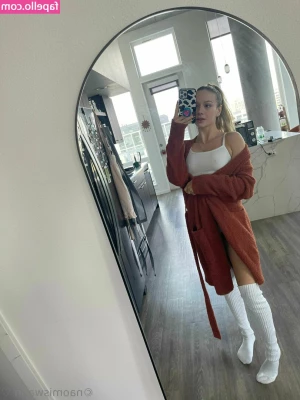 Naomi Swann [ naomi-swann ] - I’m tiny but my sex drive makes up for it! What sex position is