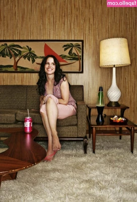 Mary-Louise Parker [ mary-louise-parker ] - STRIKING   OWNER OF EVERY PART OF YOU