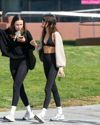 Kaia Gerber [ kaia-gerber ] - Come suck on them? 🥺