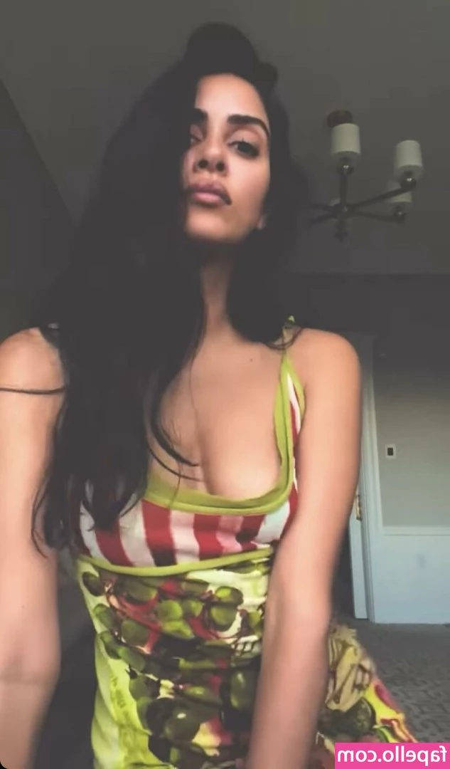 Parveen Kaur [ parveen-kaur ] - Oopsie