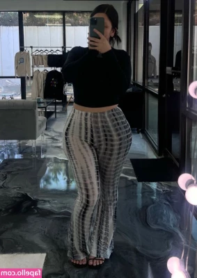 Luzcmun - Happy thong Thursday