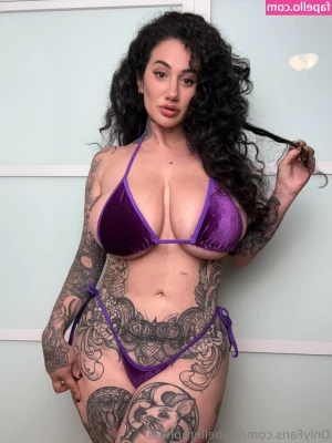Arabelle Raphael [ arabelle-raphael-33 ] - It's getting hot in here or is it just me?