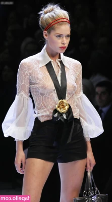Doutzen Kroes [ doutzen-kroes ] - Every day is a new one: confident, sexy, fire😘 You can always talk