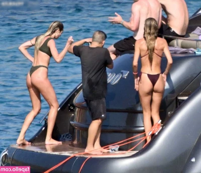 Doutzen Kroes [ doutzen-kroes ] - It s raining tributes well it should be losers  Tip me if you likeee