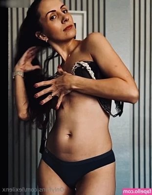 Jelena the Beauty [ jelena-the-beauty ] - Baked bath time is top teir bliss