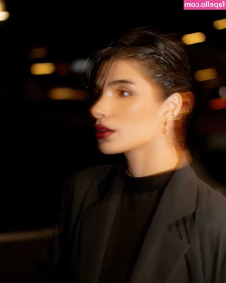 Diane Guerrero [ diane-guerrero ] - I fuck chasers doggy on that chair