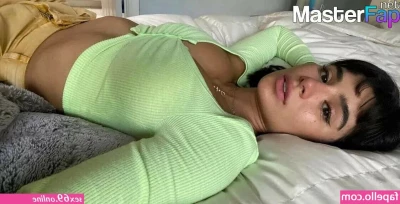 Diane Guerrero [ diane-guerrero ] - Be happy for this moment   This moment is your life
