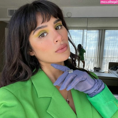 Diane Guerrero [ diane-guerrero ] - I really like this outfit  and you