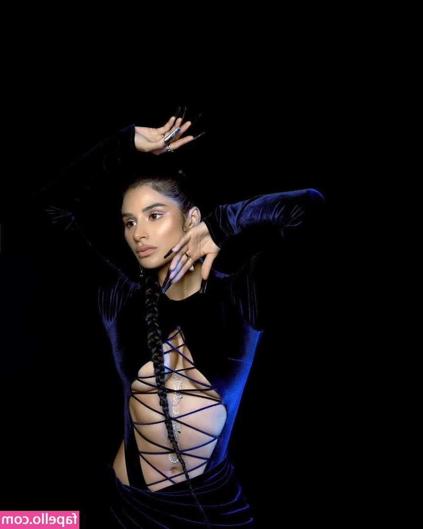 Diane Guerrero [ diane-guerrero ] - - ɴᴇᴡ ᴛᴏ ᴛʜɪs ᴅᴍ ᴜs ᴛᴏ ʟᴇᴛ ᴜs