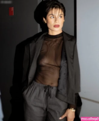 Diane Guerrero [ diane-guerrero ] - Are you going to Cum and get behind?? Join me in my DMs tonight 😘