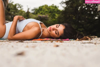 Diane Guerrero [ diane-guerrero ] - 2 VIDEOS Vídeo 8min 🔥 I'm more than ready to suck your dick dry