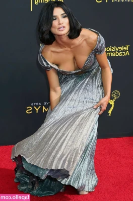 Diane Guerrero [ diane-guerrero ] - Stay home with me and play 👀👁👅👄
