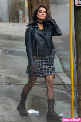 Diane Guerrero [ diane-guerrero ] - -50% off for 7 days on my paid account.. 😋 Let's add some