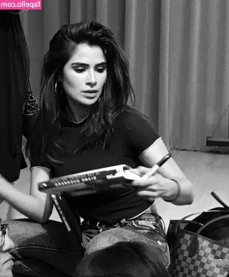 Diane Guerrero [ diane-guerrero ] - I love dressing up