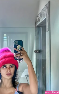 Diane Guerrero [ diane-guerrero ] - I m a good girl