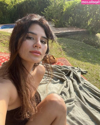 Diane Guerrero [ diane-guerrero ] - Tomorrow I shoot with this milf    What do you wanna see us film