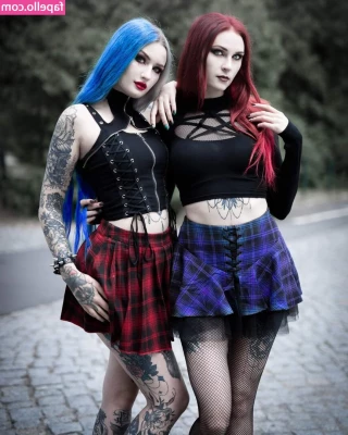 BlueAstrid - Spread this tight ass and let s go