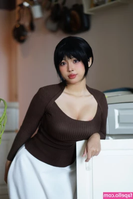 Anizu Chie [ anizu-chie ] - Or you can suck my toes while I tease my pink forest dweller. 🫣🤤