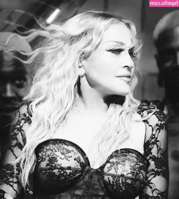 Madonna - You d like this 𝙂𝙊𝘿𝘿𝙀𝙎𝙎 to give you attention 