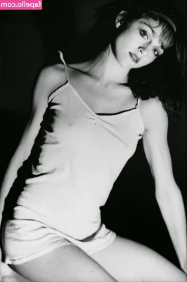 Madonna - Wonder what do i wear to make my ass look sexy at the gym  enjoy my