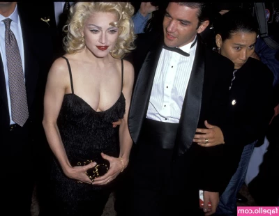 Madonna - December 22  Shaking and showing some titties for ya