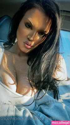 kristi.kremes [ kristi-kremes ] - So deep and vast the dips and waves on these huge soles   spot the