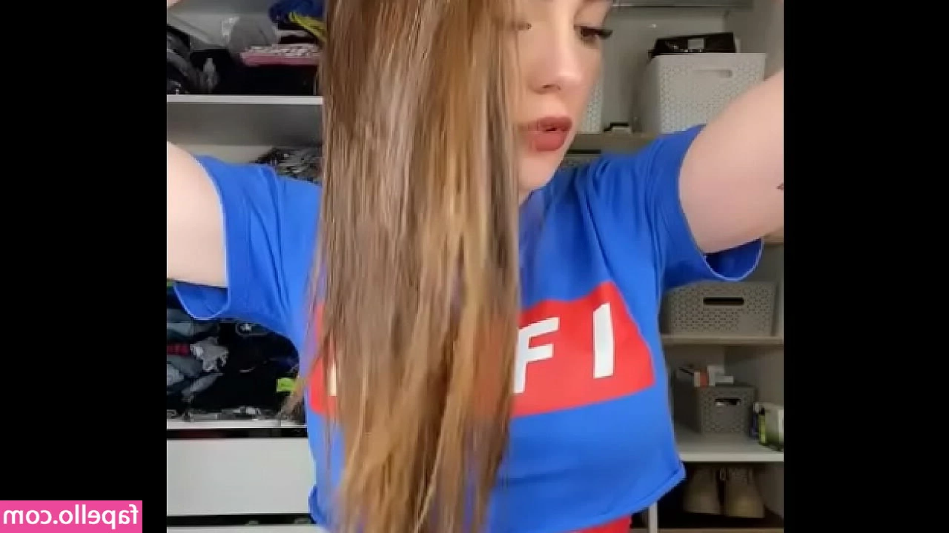 Candela Díaz [ candela-daz ] - Christmas has cum early 😍