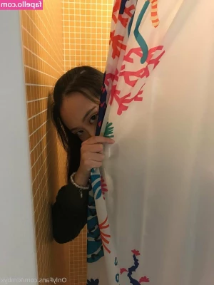 kimbyx - This cute princess was craving both of her holes stuffed 